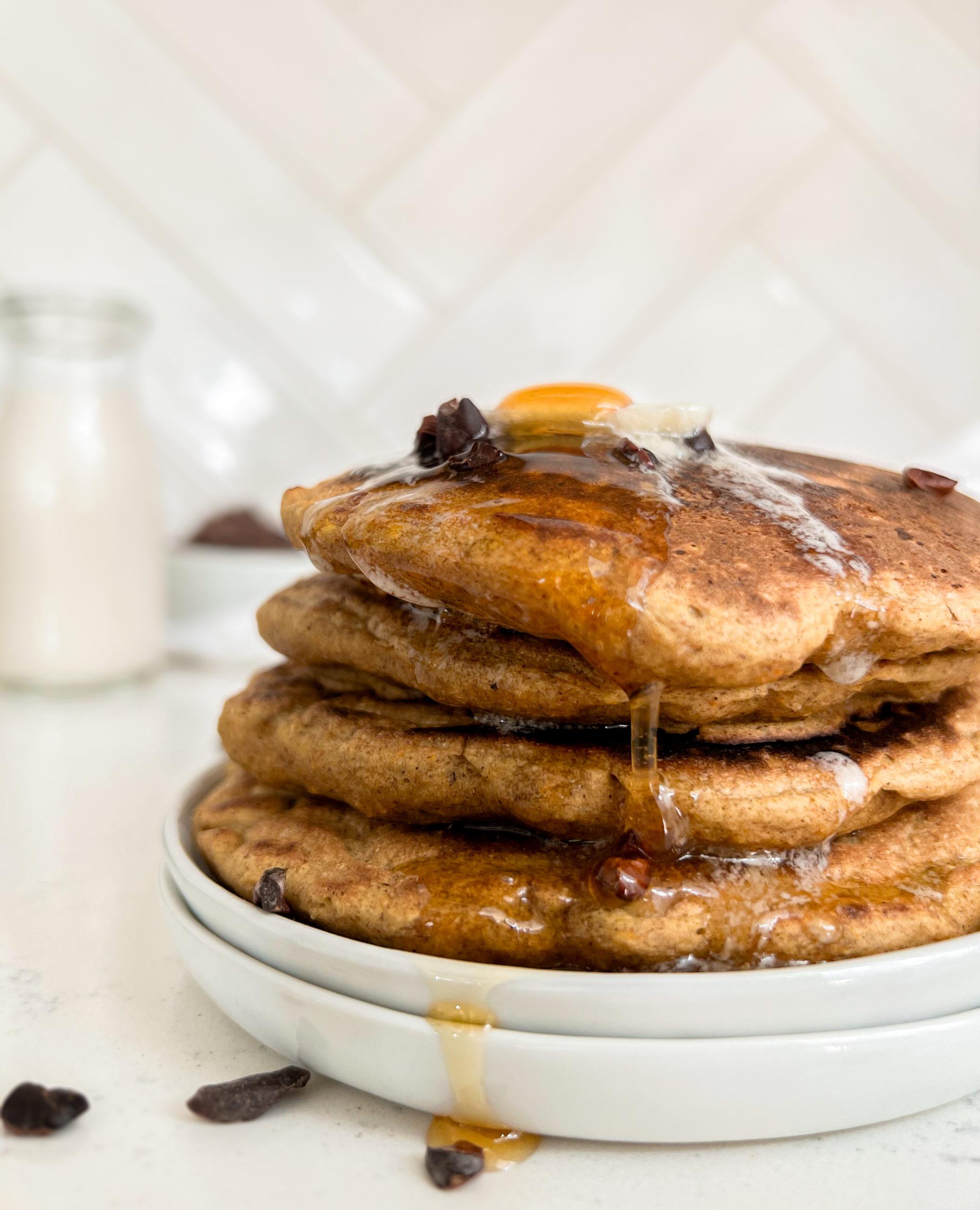 Vegan Carrot Cake Pancakes | Munching With Mariyah