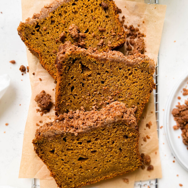 vegan pumpkin bread on a wire rack