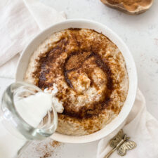 The Creamiest Cinnamon Sugar Oatmeal