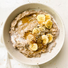 The Best Creamy Vanilla Oatmeal