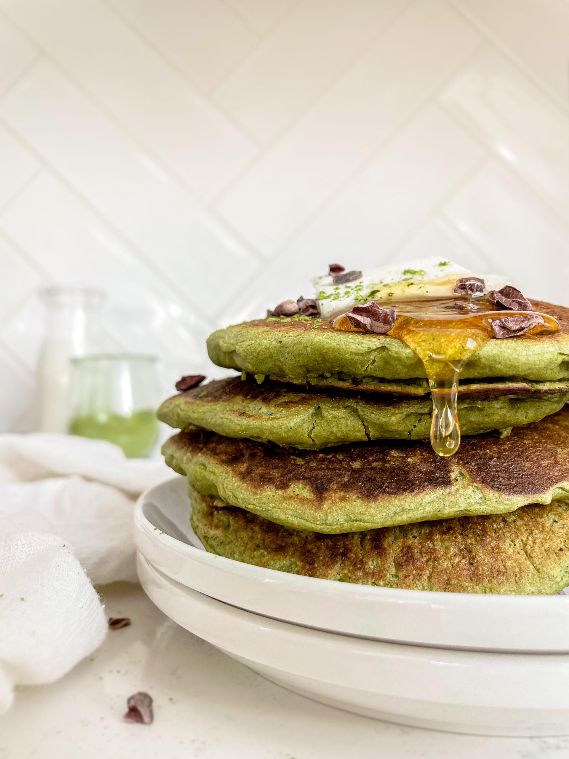 Low-Calorie Vegan Matcha Pancakes