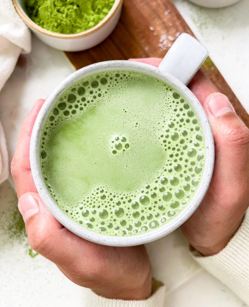 Vegan Matcha Latte - no milk frother needed!