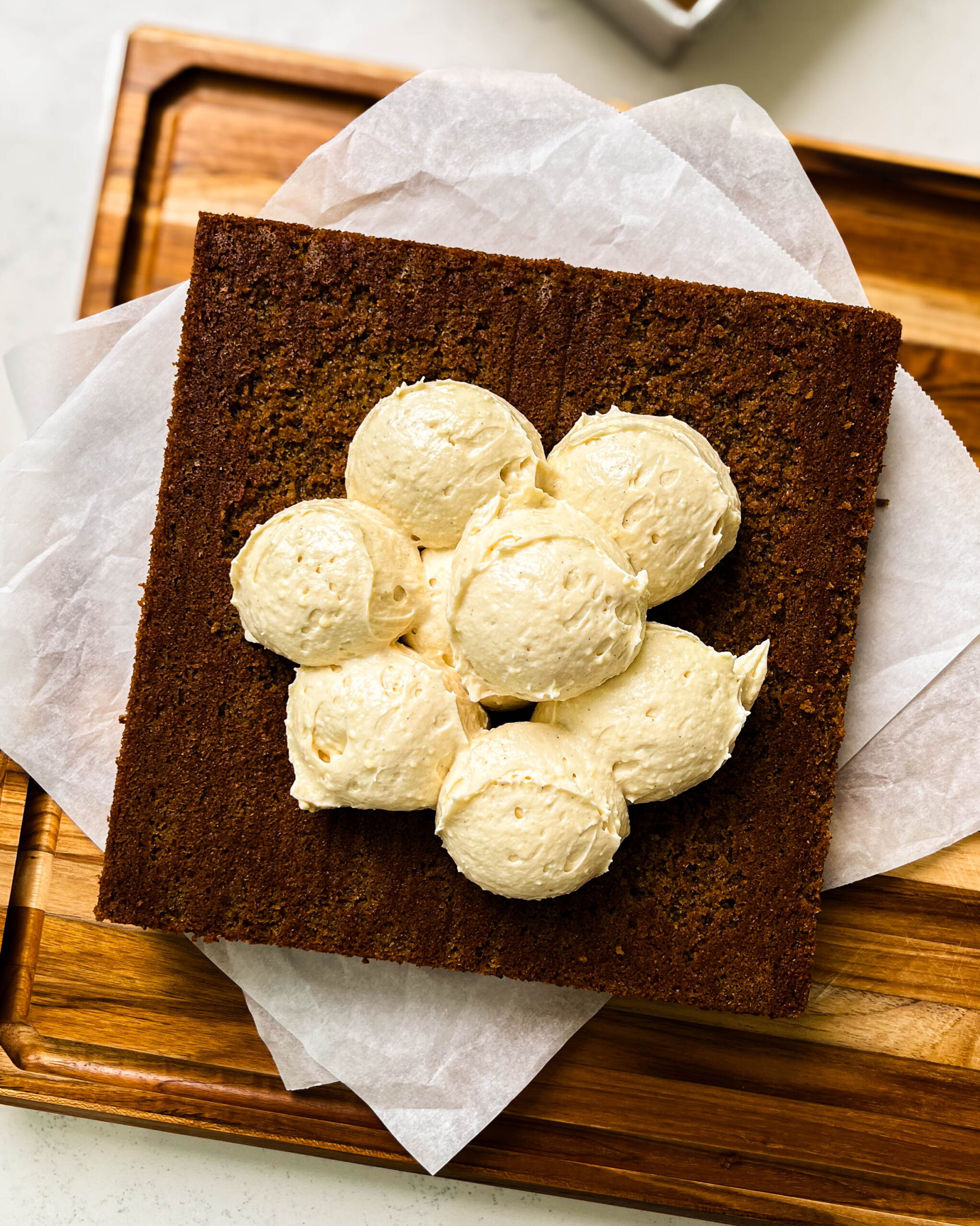 pistachio sheet cake with cream cheese frosting on top