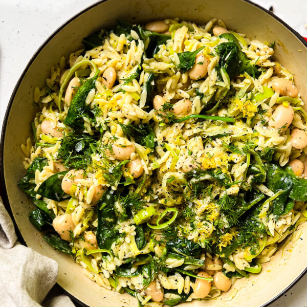 leek orzo in a pan