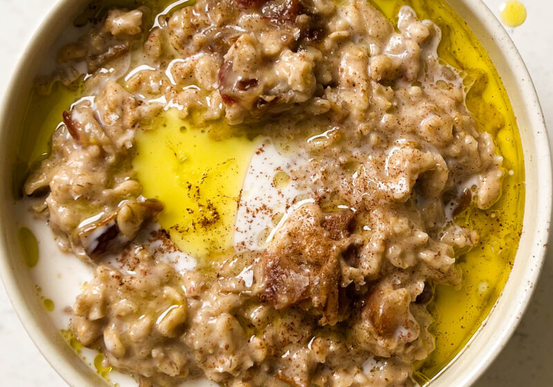 Olive Oil Date Oatmeal