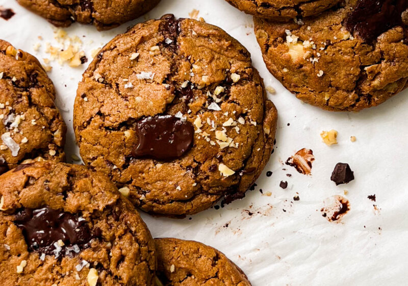 Vegan Pumpkin Spice Chocolate Chunk Cookies