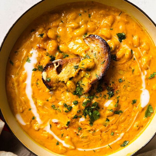 butternut squash butter bean curry in a large pan