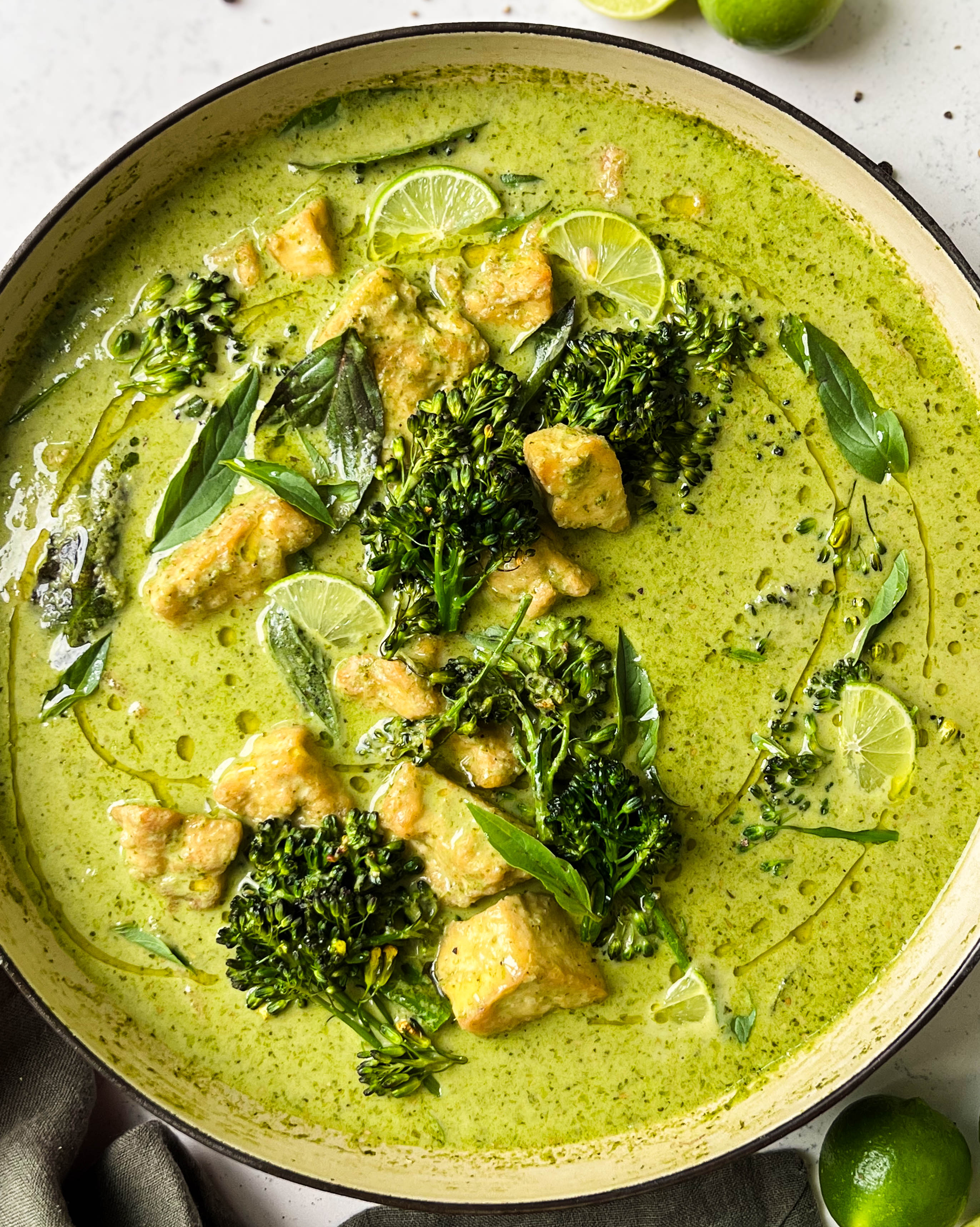 thai green curry in a pan